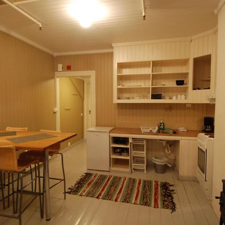 شقة Tyskhella Rorbuer Kabelvåg المظهر الخارجي الصورة